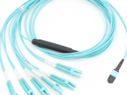 Aplikasi keu Pre-terminated Fiber bak Data Centers